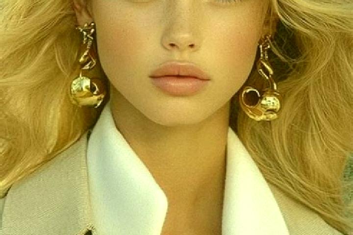 Layla, 22, a blonde amber-eyed caribbean companion based in Alveston. Offering Girlfriend Experience, Duos, Travel Companion, Erotic Massage. Available for i...
