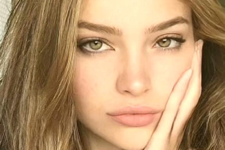 Layla, 22, a dark blonde hazel-eyed caribbean companion based in Burghaslach. Offering Party Girl, A-Level, Duos. Available for incall and outcall, day and e...