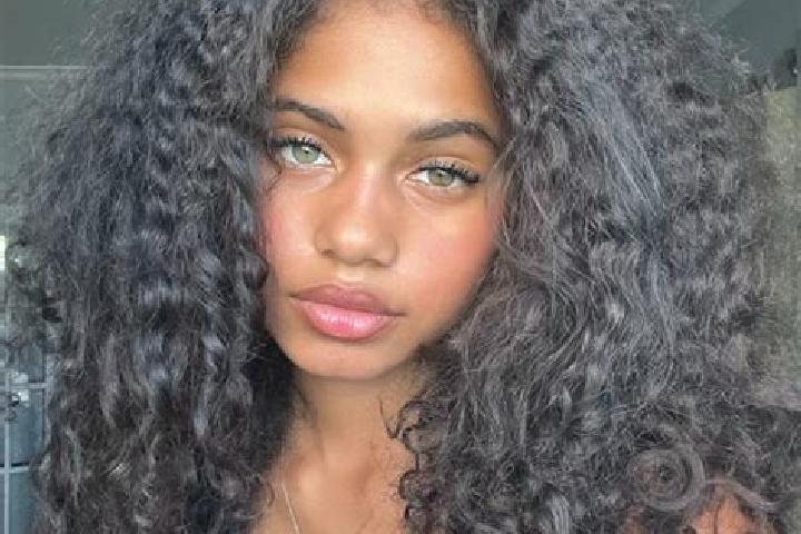 Layla, 22, a red blue-eyed ebony companion based in Citampian. Offering Massage, Overnight, Prostate Massage. Available for incall and outcall, overnight boo...