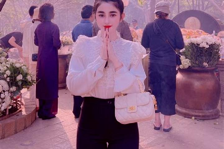Layla, 22 — Escort in Bac Lieu, Vietnam