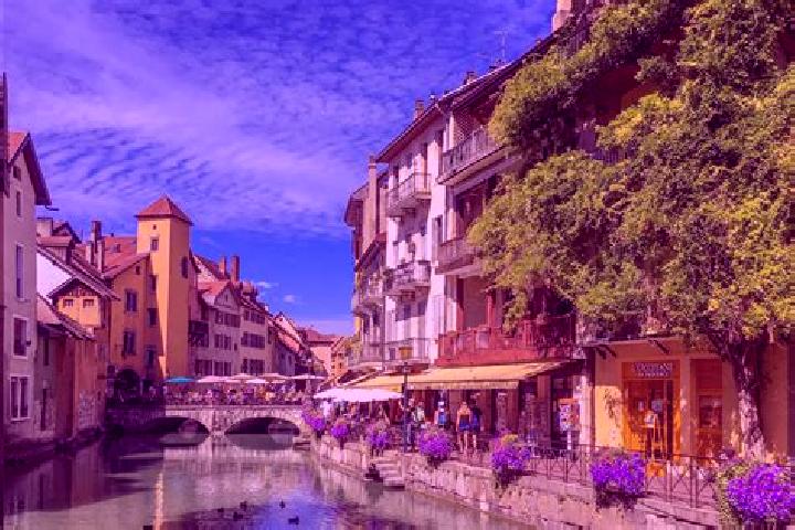 Layla, 22 — Escort in Badinieres, France
