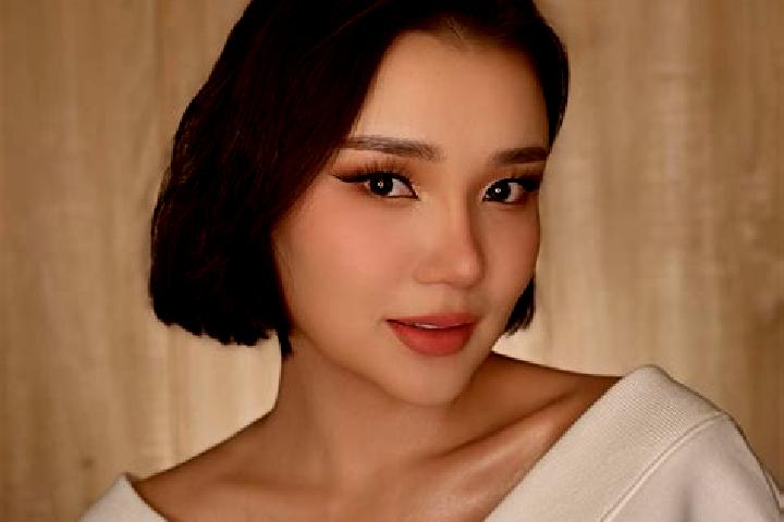 Layla, 22 — Escort in Bayanhongor, Mongolia