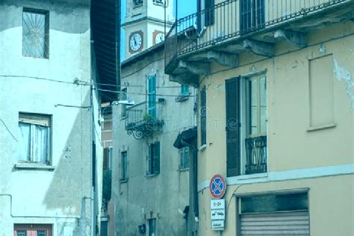 Layla, 22 — Escort in Ferrera Erbognone, Italy