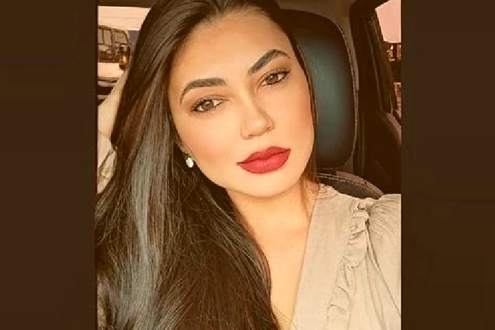Layla, 22 — Escort in Jaguapita, Brazil
