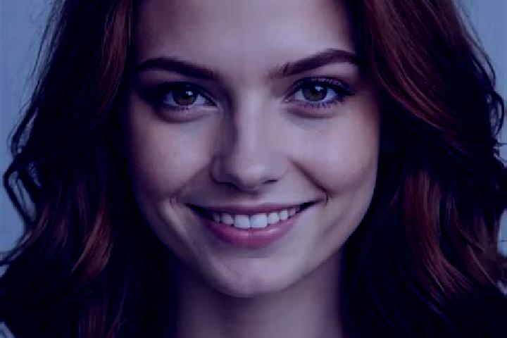 Layla, 23, a auburn hazel-eyed european companion based in Awoshi. Offering Overnight, Duos, Couples. Available for incall and outcall, day and evening dates.