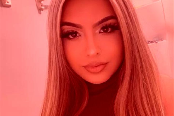 Layla, 23, a blonde brown-eyed latina companion based in Lubian. Offering Deep French Kissing, Overnight, Fetish, Massage. Available for incall and outcall, ...