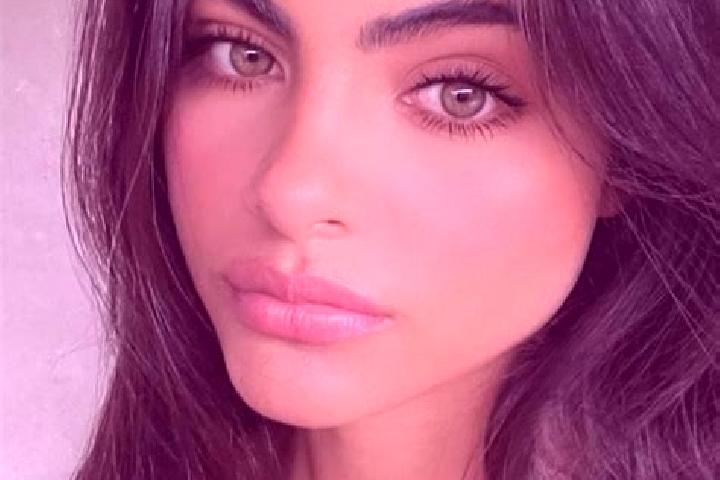 Layla, 23, a brunette dark-eyed slavic companion based in Granite Quarry. Offering Striptease, Roleplay, BDSM, 69. Available for incall and outcall, overnigh...