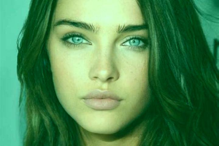 Layla, 23, a brunette grey-eyed caucasian companion based in Emiliano Zapata. Offering BDSM, Deep French Kissing, Erotic Massage, Travel Companion. Available...