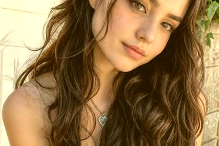 Layla, 23, a brunette hazel-eyed european companion based in Mogneville. Offering Girlfriend Experience, Duos, Fetish. Available for incall and outcall, over...
