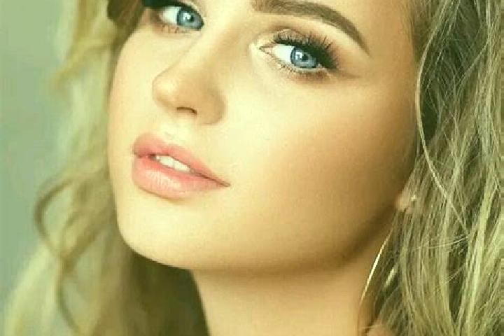 Layla, 23, a dark blonde blue-eyed slavic companion based in Hazleton. Offering Domination, Party Girl, GFE, Duos. Available for incall and outcall, day and ...
