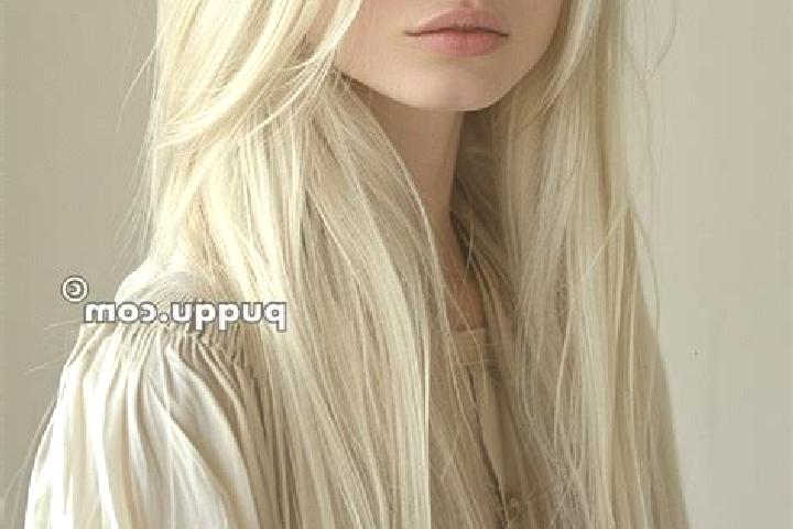 Layla, 23, a platinum blonde blue-eyed asian companion based in Avarpuri. Offering Fetish, Dinner Date, Girlfriend Experience, Party Girl, Striptease. Availa...