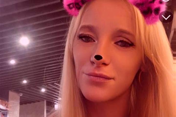Layla, 23 — Escort in Bours, France