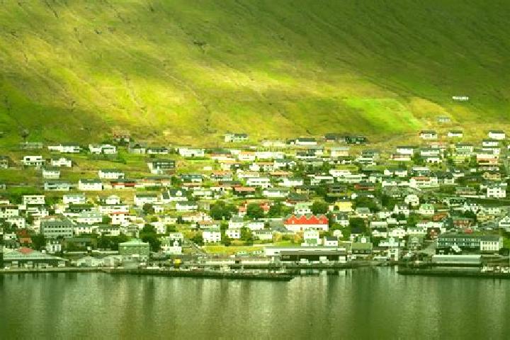 Layla, 23 — Escort in Fuglafjordur, Faroe Islands
