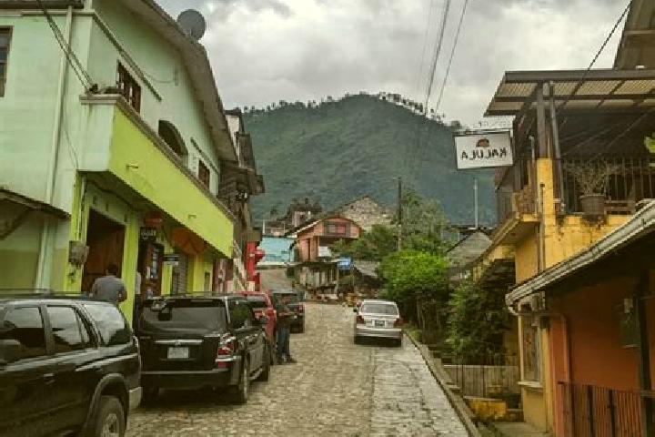 Layla, 23 — Escort in Lanquin, Guatemala