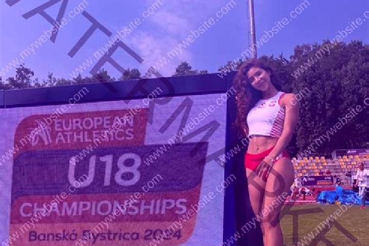 Layla, 23 — Escort in Rudnik, Poland