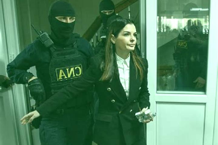 Layla, 23 — Escort in Ursoaia, Romania
