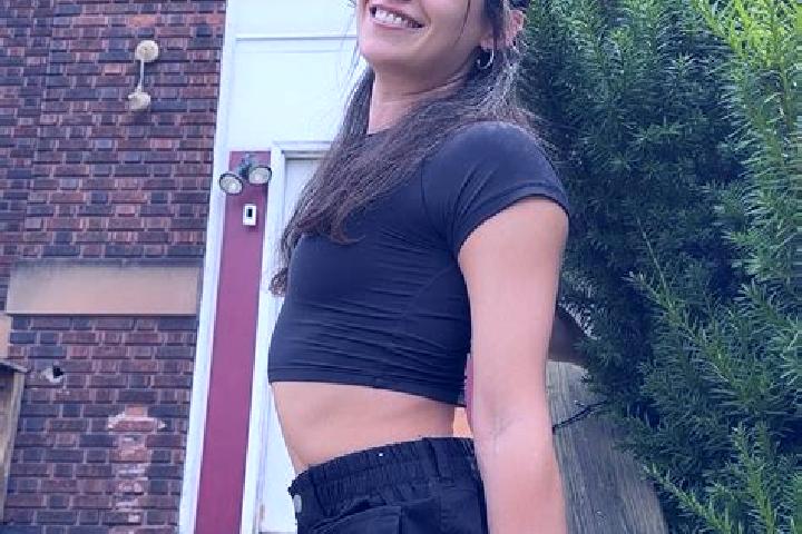Layla, 23 — Escort in Willisville, United States
