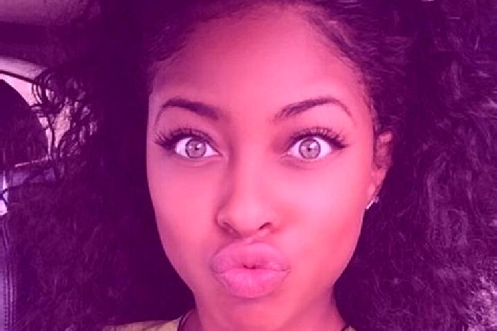 Layla, 24, a black green-eyed ebony companion based in Zakarekro. Offering Travel Companion, Party Girl, Dinner Date, OWO. Available for incall and outcall, ...