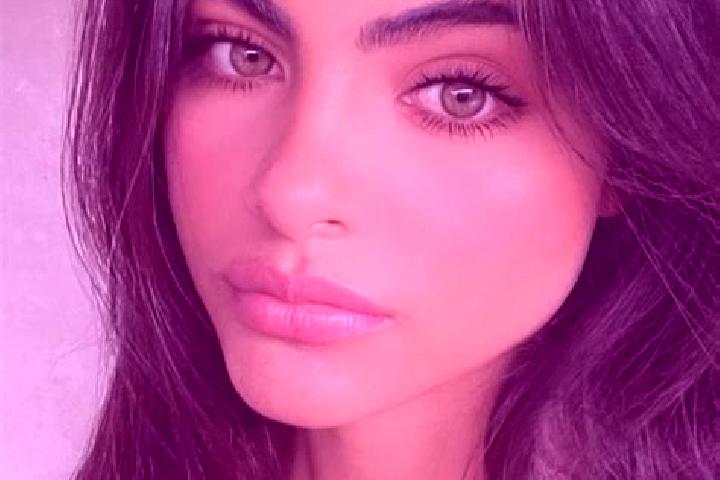 Layla, 24, a black green-eyed indian companion based in Santa Maria Acapulco. Offering Duos, Overnight, Erotic Massage, Fetish, Prostate Massage. Available f...