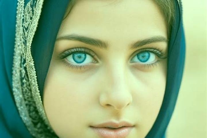 Layla, 24, a blonde amber-eyed middle eastern companion based in Plosojenar. Offering Overnight, Duos, Fetish. Available for incall and outcall, overnight bo...