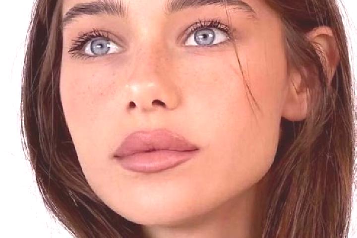 Layla, 24, a brunette brown-eyed slavic companion based in Domoni. Offering Party Girl, Tantra, Duos, Couples, GFE. Available for incall and outcall, overnig...