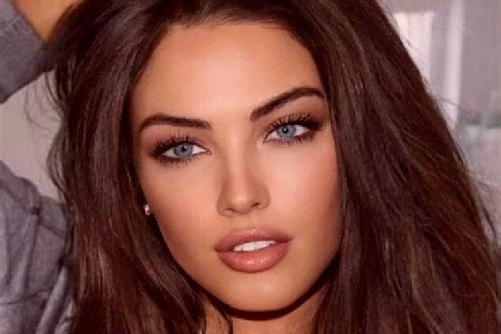 Layla, 24, a brunette dark-eyed caucasian companion based in Rafael Jambeiro. Offering Fetish, Domination, Couples, OWO. Available for incall and outcall, ov...
