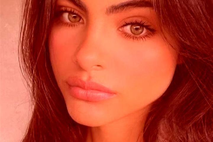 Layla, 24, a brunette green-eyed indian companion based in Umm Qays. Offering Couples, OWO, Erotic Massage. Available for incall and outcall, day and evening...