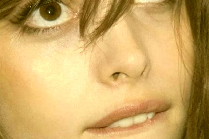 Layla, 24, a chestnut dark-eyed caucasian companion based in Sora. Offering Deep French Kissing, Fetish, Girlfriend Experience, Party Girl. Available for inc...