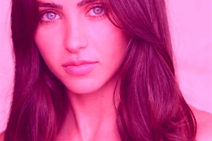 Layla, 24, a dark blonde brown-eyed latina companion based in Bjoerkskatan. Offering CIM, Fetish, Erotic Massage, Duos, Prostate Massage. Available for incal...