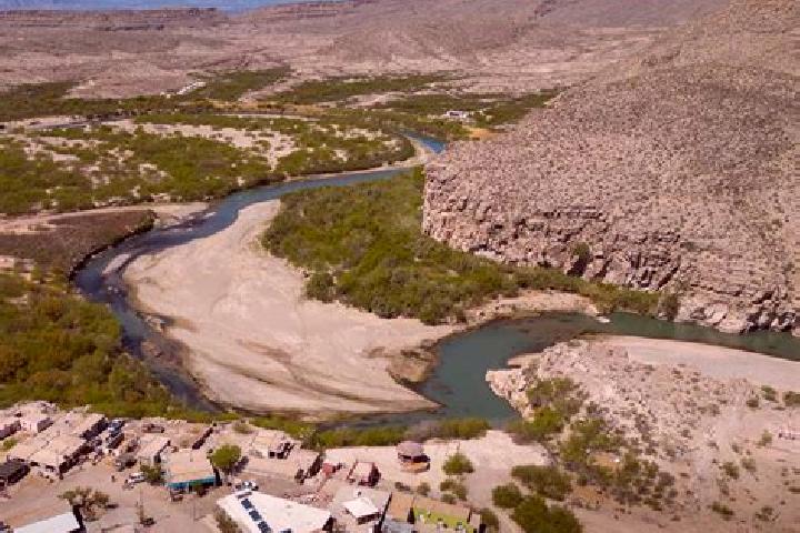 Layla, 24 — Escort in Boquillas, Mexico