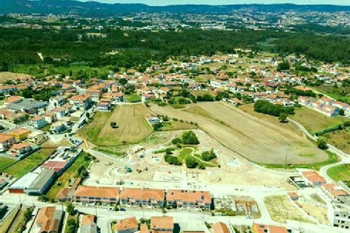 Layla, 24 — Escort in Calvaria de Cima, Portugal