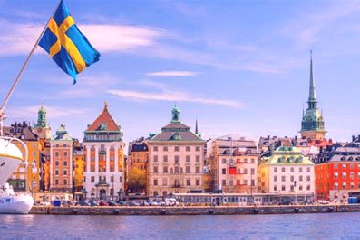 Layla, 24 — Escort in Delsbo, Sweden