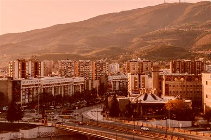 Layla, 24 — Escort in Dzepciste, North Macedonia