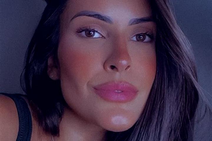 Layla, 24 — Escort in Porecatu, Brazil