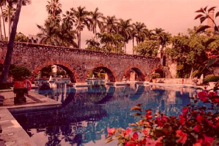 Layla, 24 — Escort in San Martin Tlamapa, Mexico