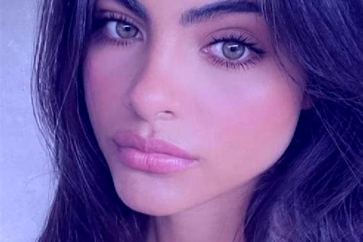 Layla, 25, a brunette green-eyed latina companion based in Clymer. Offering Deep French Kissing, Overnight. Available for incall and outcall, overnight booki...