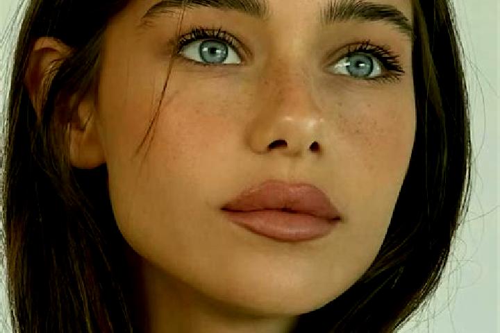 Layla, 25, a brunette green-eyed slavic companion based in Lieth. Offering GFE, Couples, Travel Companion. Available for incall and outcall, overnight bookin...