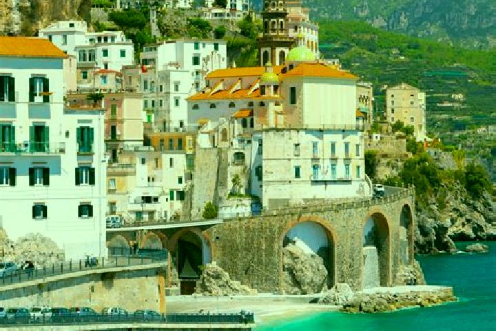 Layla, 25 — Escort in Careggine, Italy