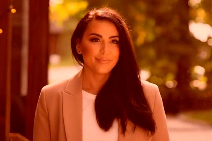 Layla, 25 — Escort in Liw, Poland