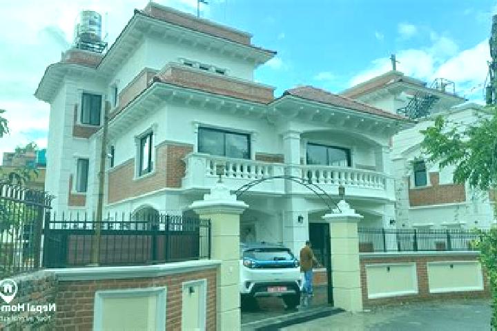 Layla, 25 — Escort in Rajbiraj, Nepal