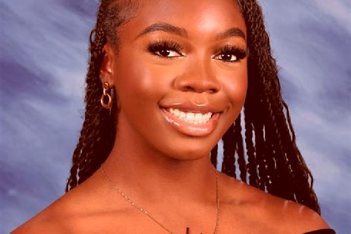 Layla, 25 — Escort in Tunnel Hill, United States