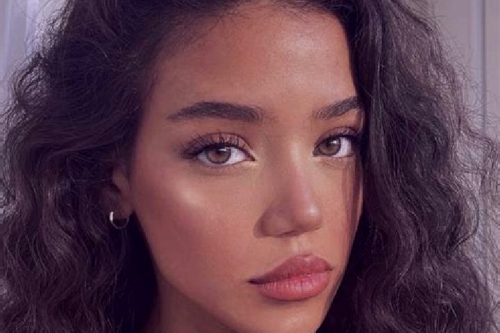 Layla, 26, a black brown-eyed european companion based in Castel Gabbiano. Offering Overnight, Domination, Tantra. Available for incall and outcall, day and ...