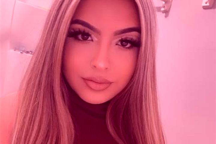 Layla, 26, a blonde grey-eyed latina companion based in Sal it. Offering GFE, Girlfriend Experience, Domination, OWO. Available for incall and outcall, overn...
