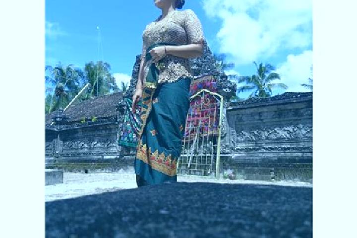 Layla, 26 — Escort in Banjar Kaler, Indonesia