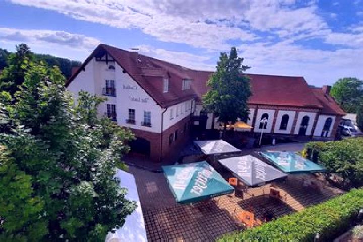 Layla, 26 — Escort in Spergau, Germany