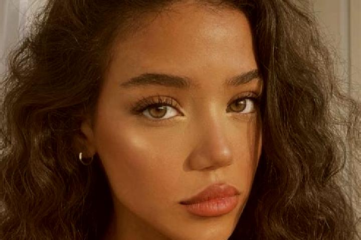 Layla, 27, a black brown-eyed caribbean companion based in Sauland. Offering CIM, BDSM, OWO, Dinner Date. Available for incall and outcall, overnight booking...
