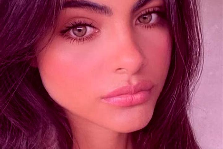 Layla, 27, a brunette green-eyed caucasian companion based in Tegalharjo. Offering Domination, Overnight. Available for incall and outcall, overnight booking...