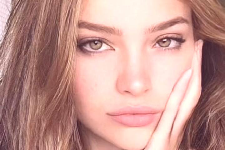 Layla, 27, a chestnut hazel-eyed slavic companion based in Ceresdorp. Offering Striptease, Duos, Girlfriend Experience, Prostate Massage. Available for incal...