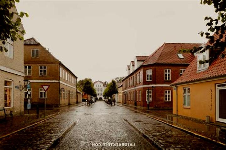 Layla, 27 — Escort in Christiansfeld, Denmark