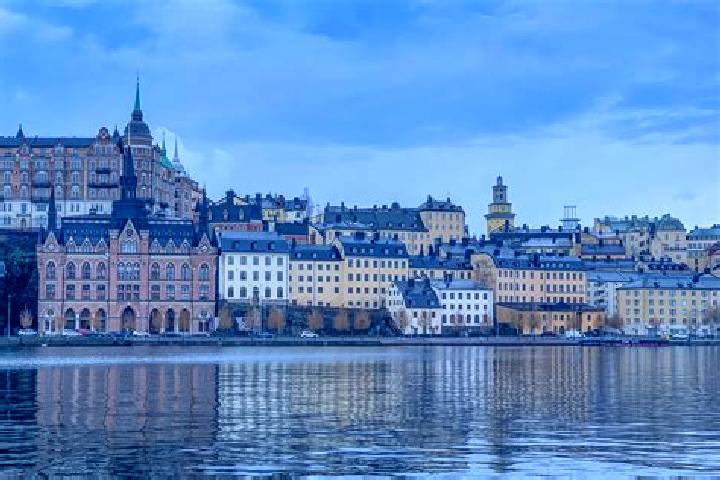Layla, 27 — Escort in Gunsta, Sweden